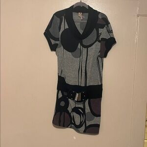Gray Abstract Print Short Sleeve Sweater Dress with Belt